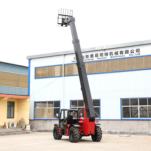 CE Telehandler 1840